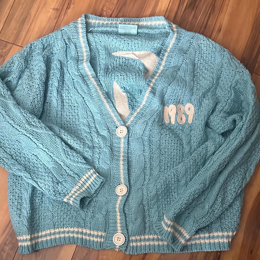 Taylor Swift 1989 Cardigan